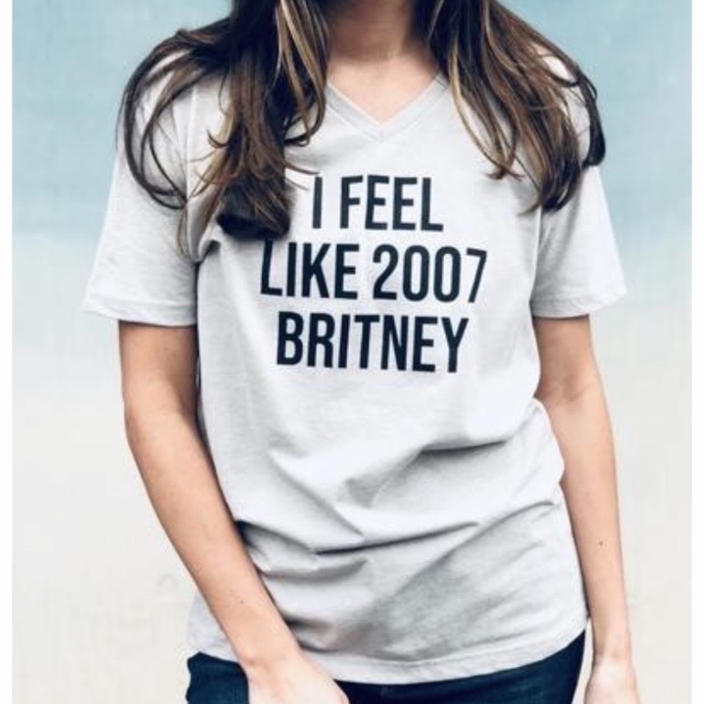 I Feel Like 2007 Britney Gray Graphic Tee